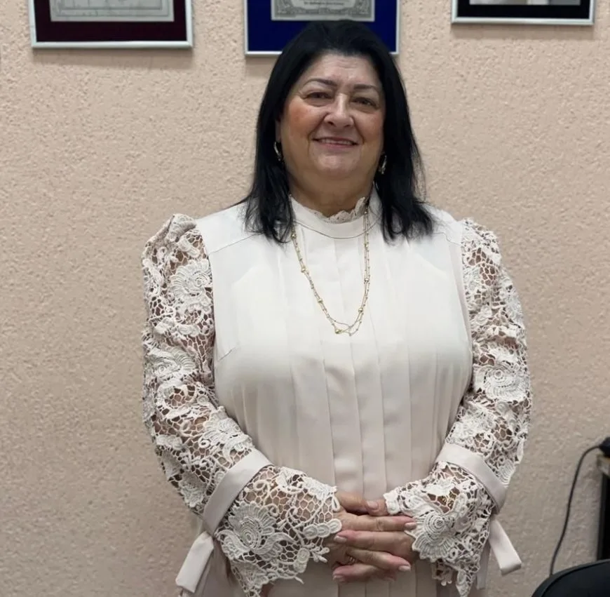 Izelda Carnaúba solicita melhorias nos telhados de creches e escolas municipais