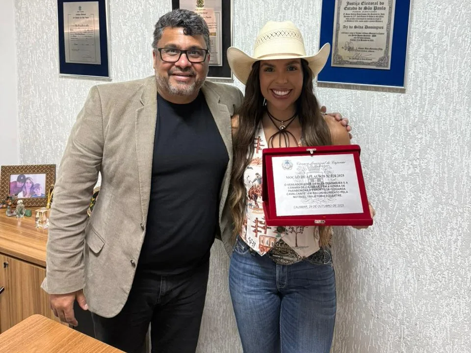 Vereador Edinho Domingues homenageia jovem atleta Eduarda Cavalcante por destaque no esporte equestre