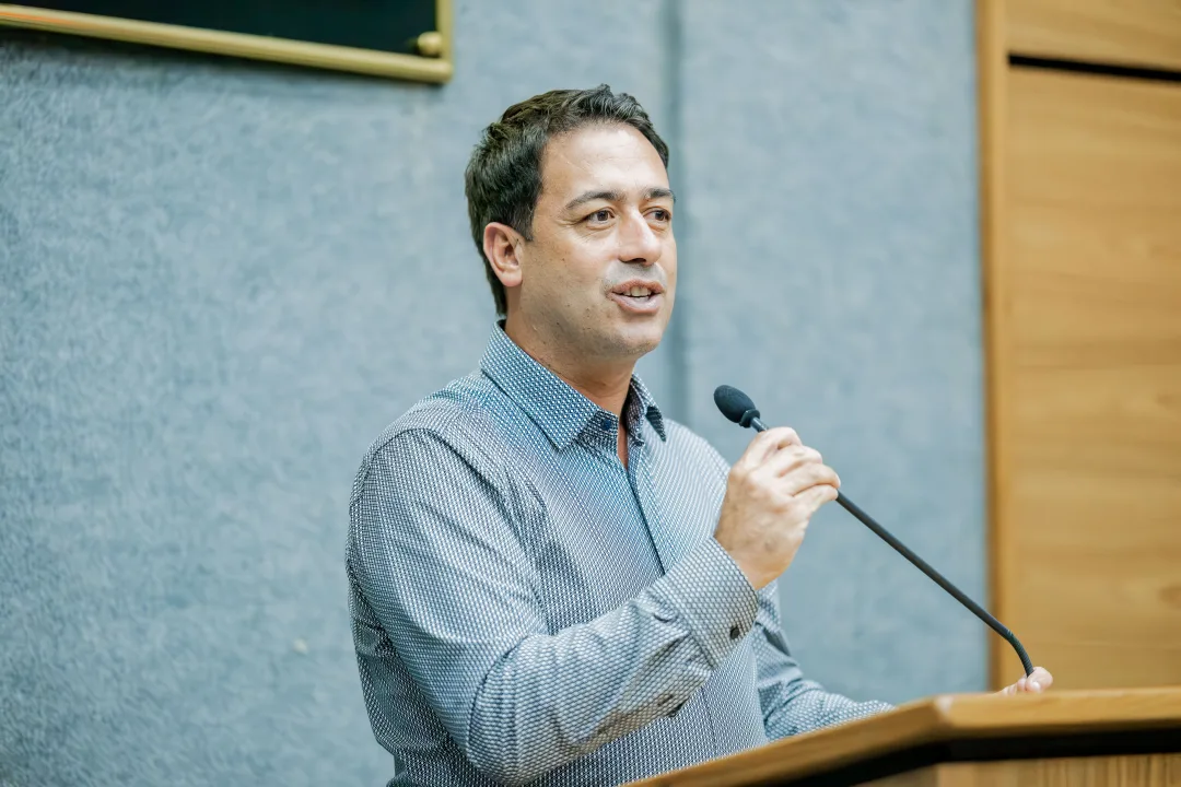 Saulo solicita estudos para reduzir prazo da sexta-parte e reforça valorização do servidor público