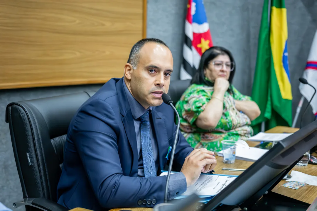 Lê Martins propõe aumento no vale-alimentação para servidores municipais de Cajamar