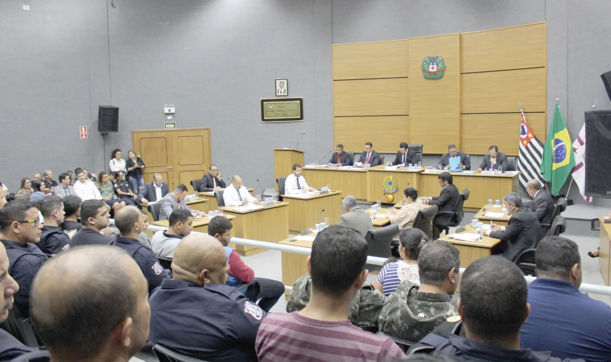 Vereadores solicitam melhorias na Educação