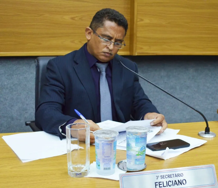 Vereador Feliciano requisita Manutenção da boca de lobo no Parque Paraíso