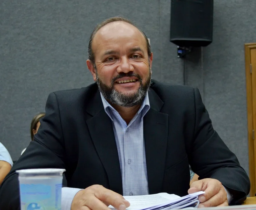 Carlinhos da Padaria pede mutirão de limpeza na UBS de Jordanésia