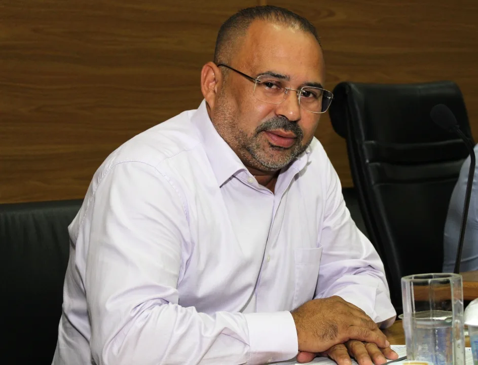 Vereador Adriano Tica requisita reparos no Parque Maria Aparecida