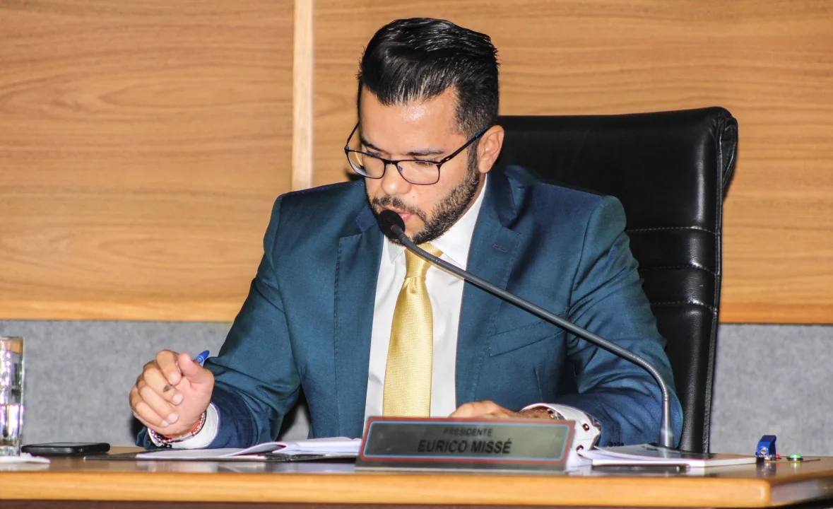 Eurico Missé solicita instalação de bueiros inteligentes