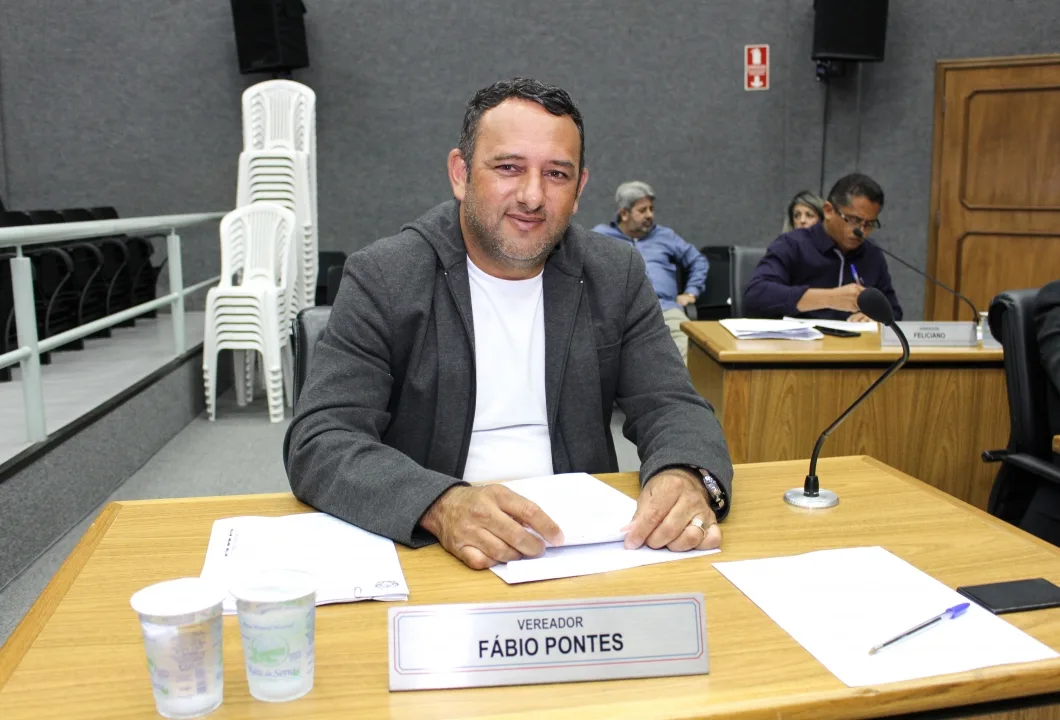 Vereador Fabio Pontes solicita melhorias no Parque São Roberto