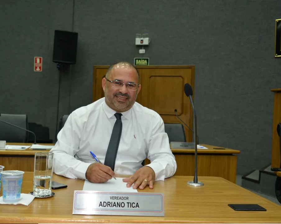 Adriano Tica solicita obras na Rua Sabina no Portal
