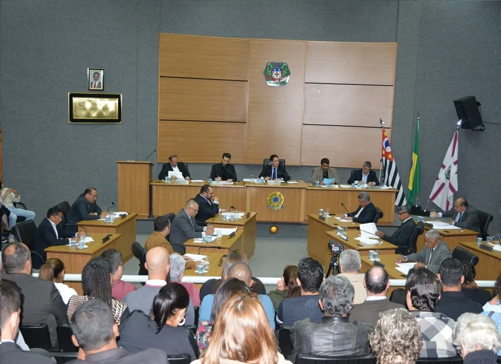 Câmara aprova Projeto de Lei que estabelece campanha contra fogos de artificio