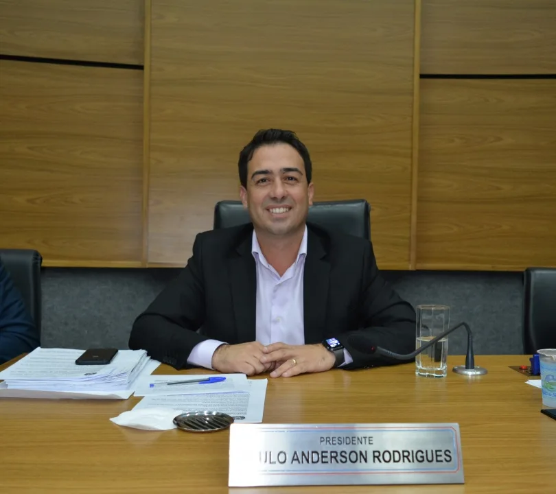 Vereador Saulo envia pedido para implantação de Lei de Assistência Social