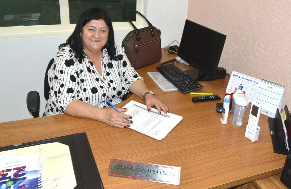 Vereadora Izelda solicita adesão do município ao Programa Brasil Sorridente