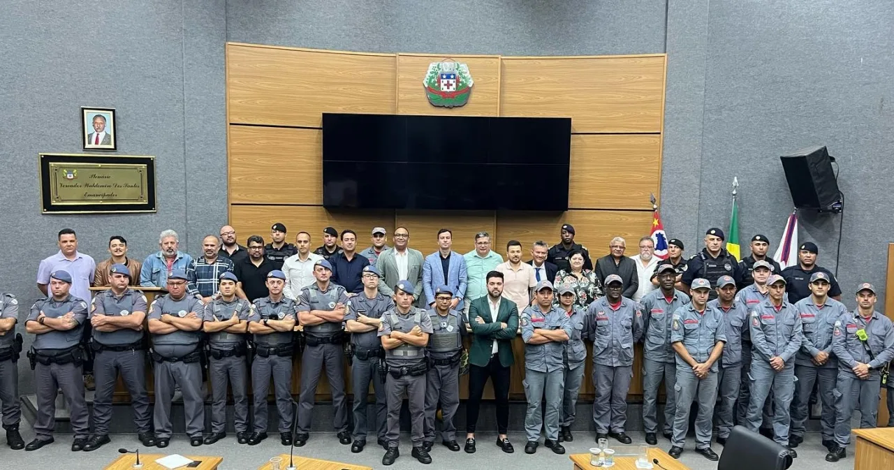 Em sessão extraordinária, Câmara Municipal aprova projetos de lei enviados pela Prefeitura