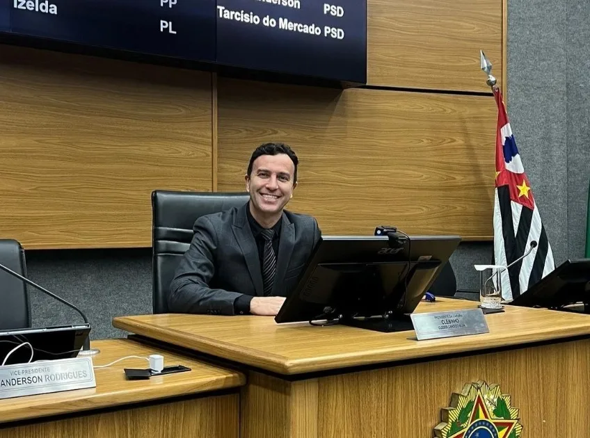 Vereador Clebinho propõe melhoria na cobertura de telefonia móvel no Ponunduva 