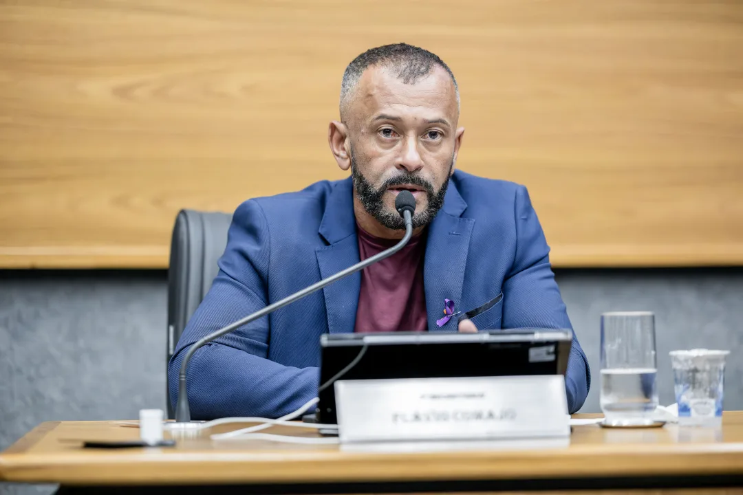 Vereador Flávio Comajo requer informações sobre reciclagem de resíduos da construção civil