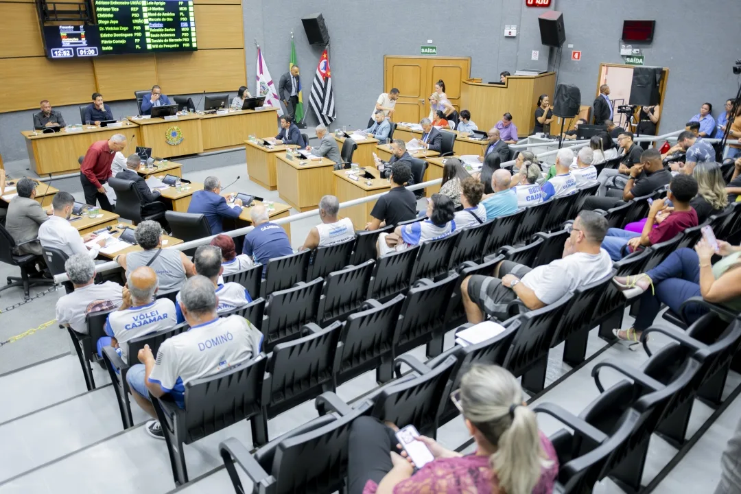Câmara de Cajamar realiza primeira sessão ordinária do ano com extensa pauta e participação popular