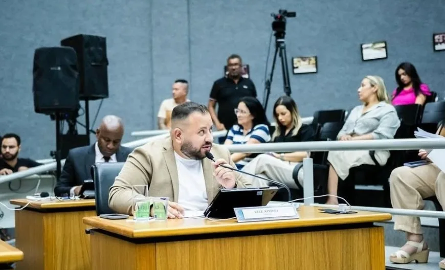 Indicação de Vereador Lele Aprigio solicita poda de árvores na rua Campos do Jordão