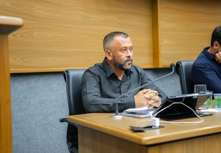 Vereador Flávio Comajo propõe fiscalização e ações efetivas para inclusão de pessoas com autismo no mercado de trabalho